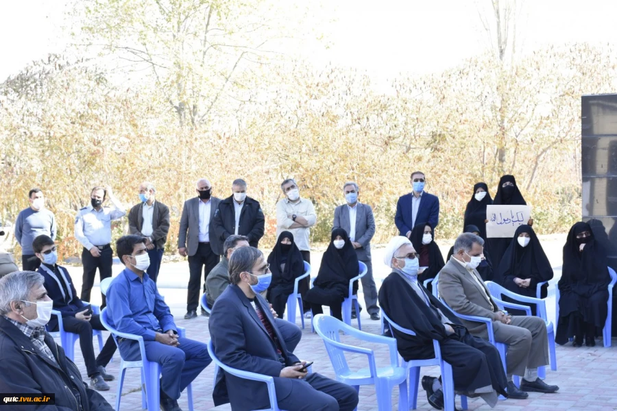 گزارش تصویری از حضور مهندس طاهری بمناسبت ۱۳آبان ماه درمحل دانشگاه آزاد اسلامی قوچان 8