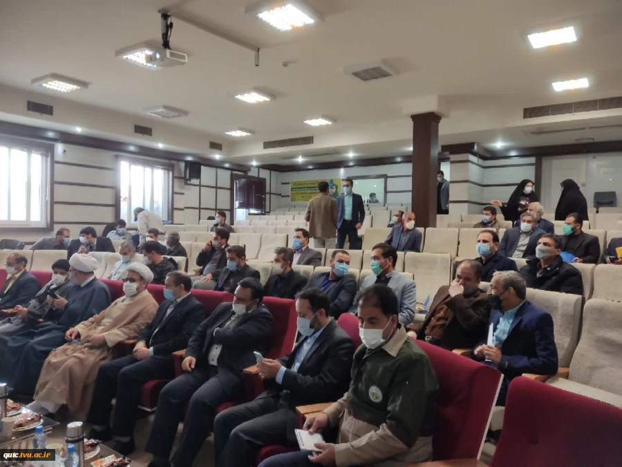 باحضورجمعی از همکاران دانشکده فنی شهید رجایی قوچان امروز یکشنبه مورخه ۱۵ اسفندماه همزمان با سراسر کشور کاشت درخت در دانشگاه صنعتی قوچان انجام شد... 4