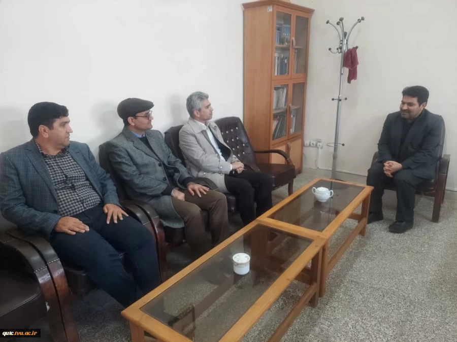 بازدید سرپرست آموزشکده فنی شهید رجایی قوچان از مرکز آموزش فنی و حرفه ای شهرستان قوچان

 3
