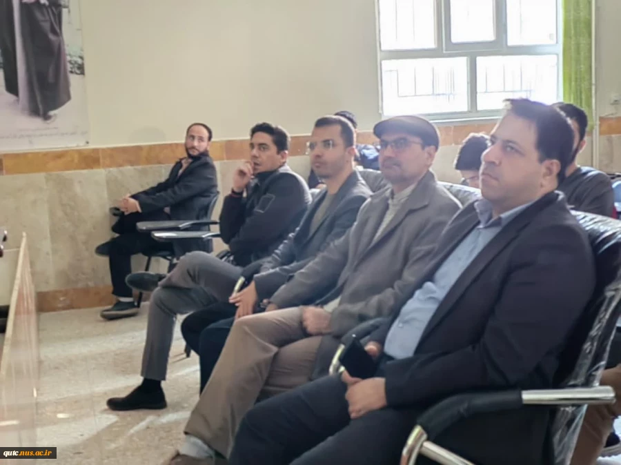 برگزاری سمینار کارآفرینی در آموزشکده ملی مهارت شهید رجایی قوچان با سخنرانی آقای مهدی صارمی کارآفرین و مدیر کارخانه چینی آرسکای 

 4
