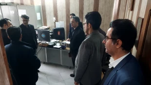 دیدار گرم و صمیمانه رئیس دانشگاه با کارکنان آموزشکده قوچان

 9