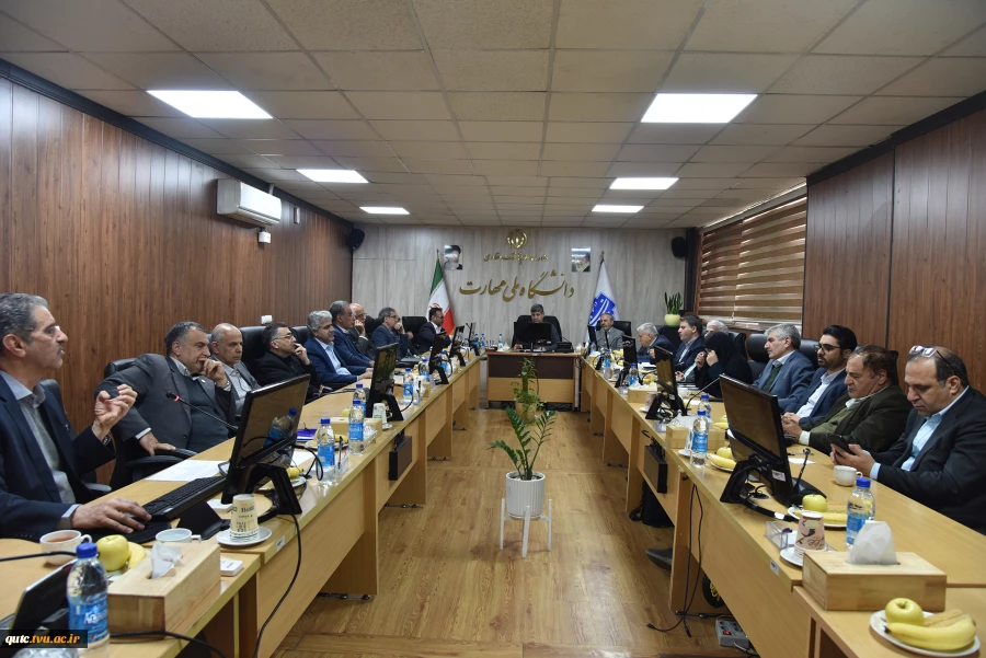 به میزبانی دانشگاه ملی مهارت برگزار شد؛
پانزدهمین جلسه کارگروه بررسی راهکارهای ارتقای علم و فناوری کشور 2