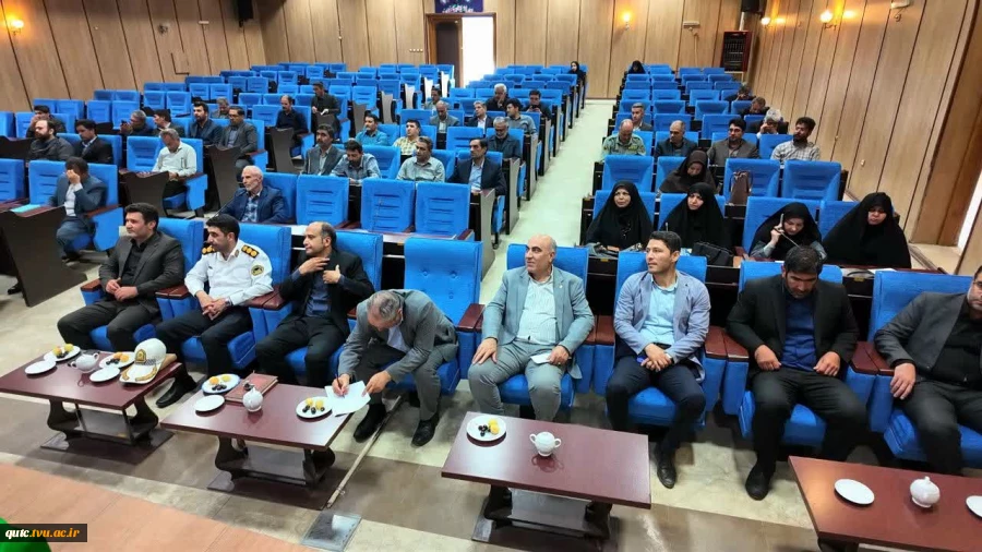 برگزاری جلسه شورای اداری قوچان برای برنامه‌ریزی و هماهنگی مراسم استقبال و تشییع پیکر رهبر شهید 3