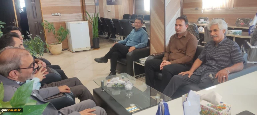 تجلیل از جانباز ۷۰ درصد و راوی دفاع مقدس در دانشکده 4