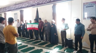 در راستای بزرگداشت آغاز سال تحصیلی جدید، مراسم اهتزاز پرچم همزمان با اقامه نماز ظهر و عصر در ساختمان شهید سلیمانی آموزشکده قوچان برگزار شد.  3