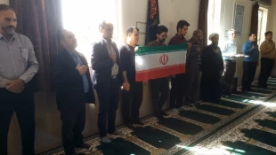 در راستای بزرگداشت آغاز سال تحصیلی جدید، مراسم اهتزاز پرچم همزمان با اقامه نماز ظهر و عصر در ساختمان شهید سلیمانی آموزشکده قوچان برگزار شد.  10