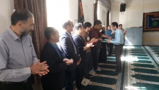 در راستای بزرگداشت آغاز سال تحصیلی جدید، مراسم اهتزاز پرچم همزمان با اقامه نماز ظهر و عصر در ساختمان شهید سلیمانی آموزشکده قوچان برگزار شد.  11